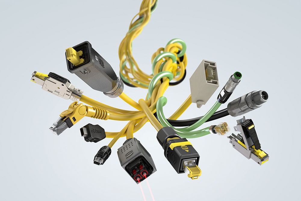 Heavy-duty industrial metal connectors and cable plugs